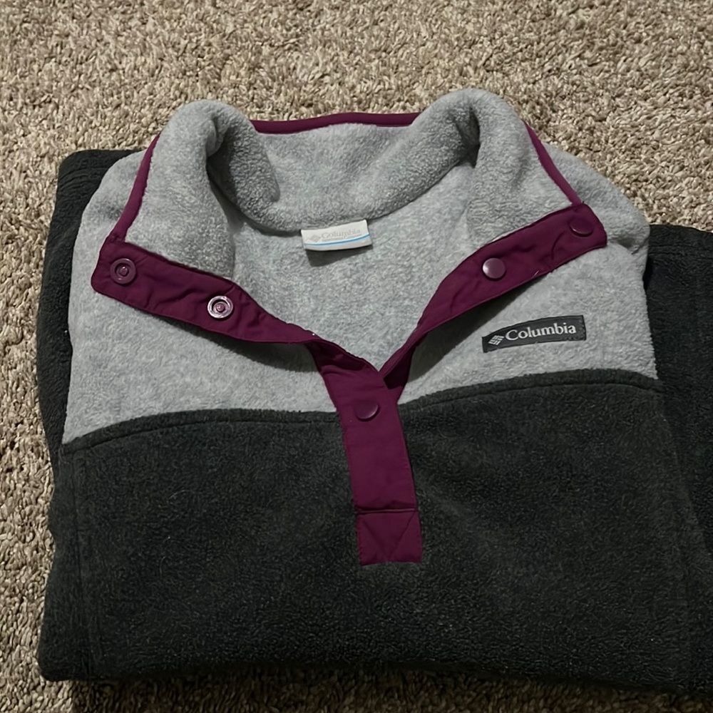 Columbia Activewear Henley Sweater